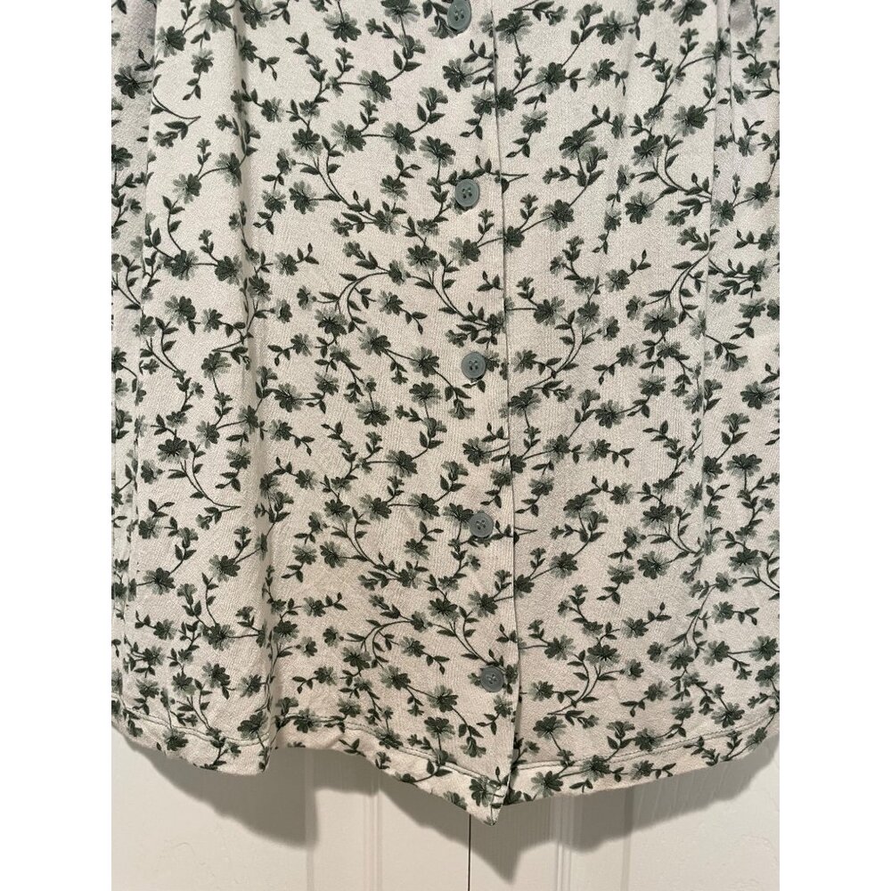 Patprimo Womens Floral Button Up Top Size M Cottagecore Forest Fairy Dainty Soft - Picture 7 of 13